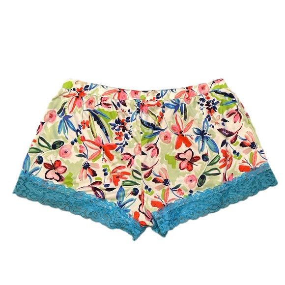 Lady Princess Floral Women's Shorts with Blue Lace Trim - Picture 2 of 6